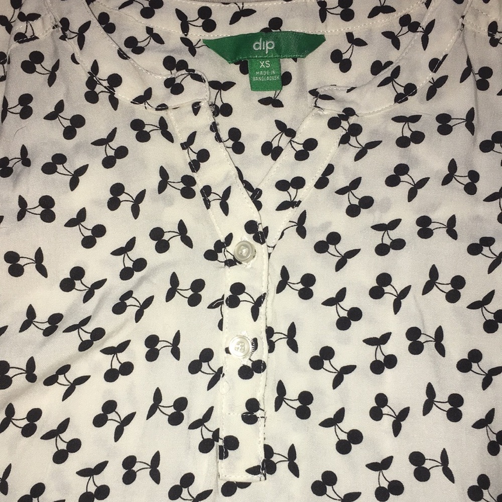 Women’s cherry pattern tank. Nwt - Picture 3 of 3